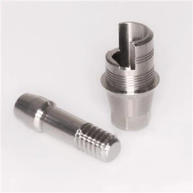 Pilar de zirconio con base de titanio